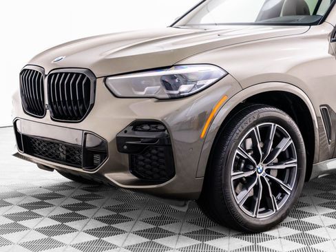 Certified 2023 BMW X5 xDrive40i w/ M Sport Package AWD/4WD image 37