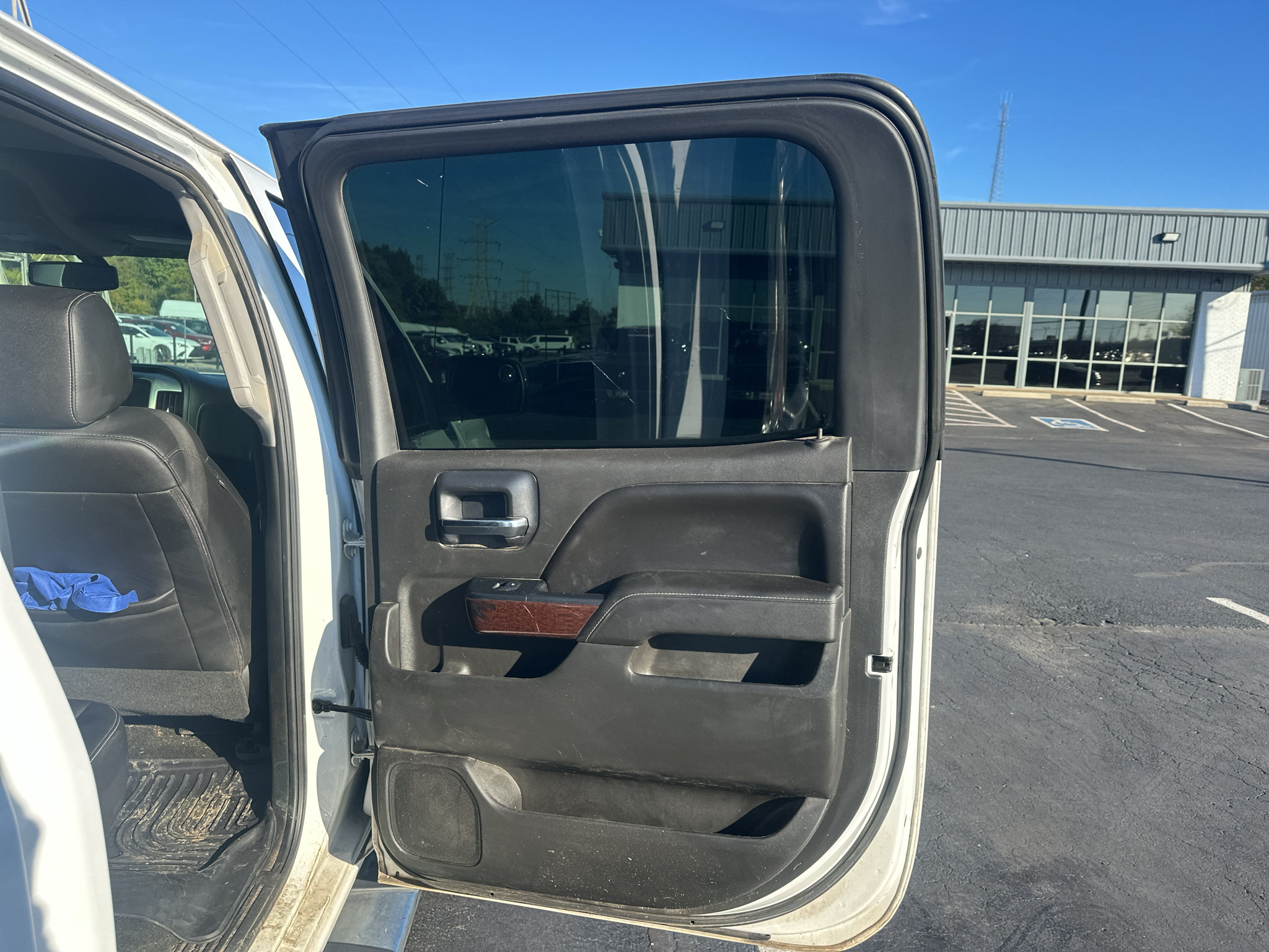 Used 2018 GMC Sierra 1500 SLT w/ SLT Premium Package AWD/4WD image 18