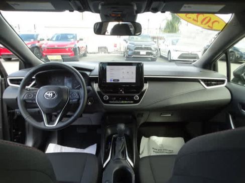 Certified 2025 Toyota Corolla SE image 23