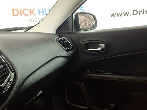 Used 2021 Jeep Compass Limited AWD/4WD image 23