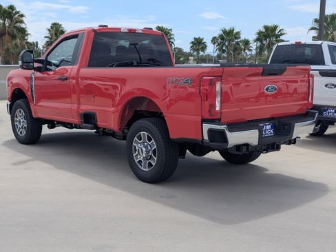 New 2025 Ford F350 XLT image 4