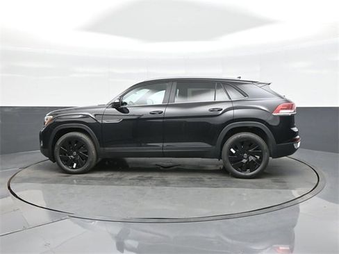 New 2026 Volkswagen Atlas Cross Sport SE image 4