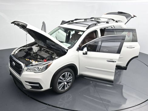 Used 2019 Subaru Ascent Touring AWD/4WD image 49