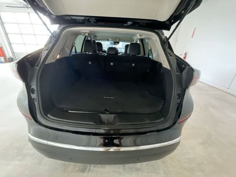 Used 2023 Nissan Murano SV image 22