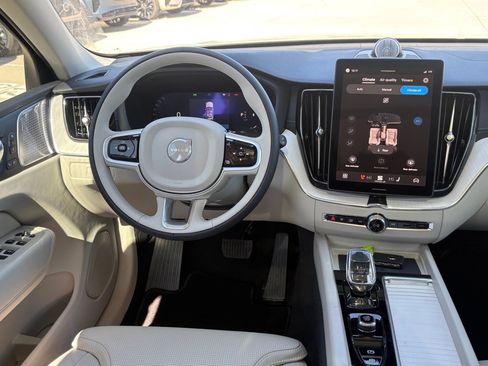 New 2026 Volvo XC60 B5 Ultra w/ Protection Package Premier image 12