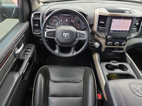 Used 2022 RAM 1500 Laramie AWD/4WD image 12