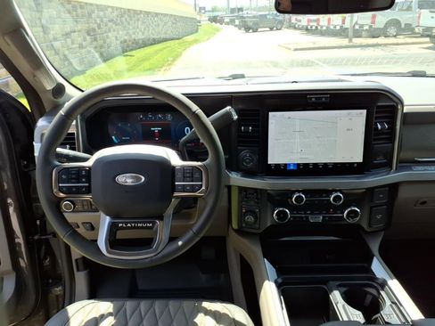 New 2026 Ford F250 Platinum AWD/4WD image 33