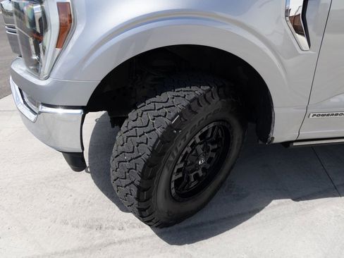 Used 2021 Ford F150 Lariat w/ Equipment Group 502A High AWD/4WD image 9