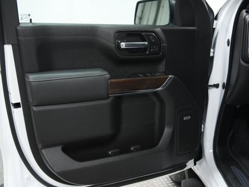 Used 2020 GMC Sierra 1500 SLT w/ SLT Premium Plus Package image 22