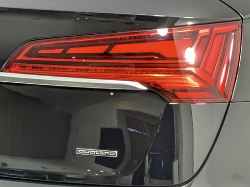 Used 2023 Audi Q5 2.0T Premium w/ Convenience Package image 25