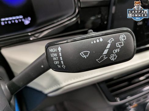 Used 2025 Volkswagen Taos S image 21