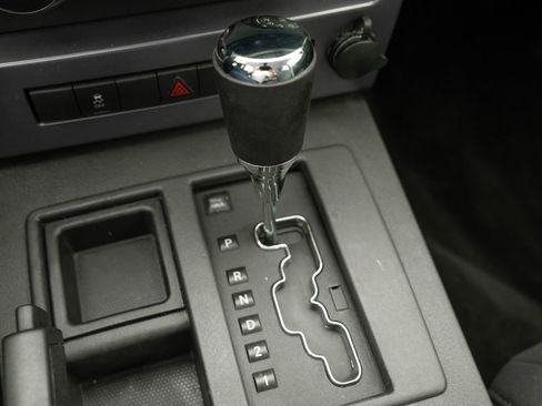 Used 2012 Jeep Liberty Sport image 33