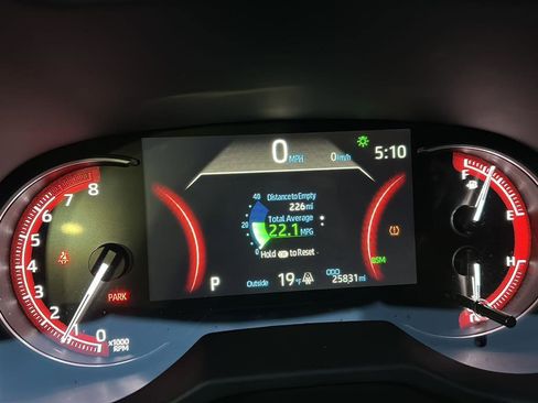 Used 2025 Toyota RAV4 XLE image 12