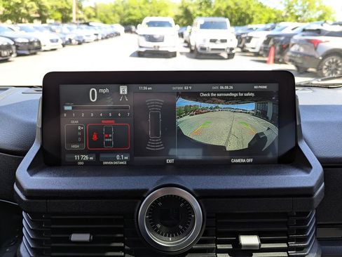 Used 2024 INEOS Grenadier Station Wagon AWD/4WD image 22