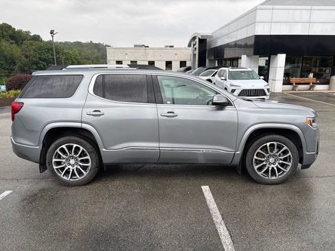 Used 2023 GMC Acadia Denali w/ Denali Ultimate Package AWD/4WD image 6
