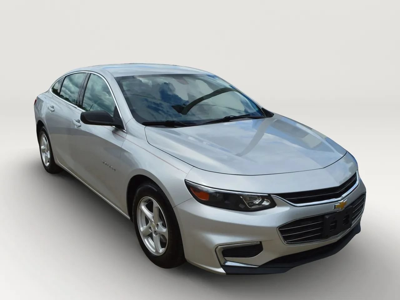Used 2017 Chevrolet Malibu LS FWD image 12