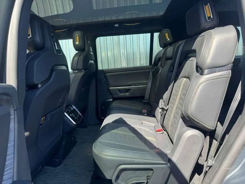 Used 2025 Rivian R1S Adventure AWD/4WD image 16