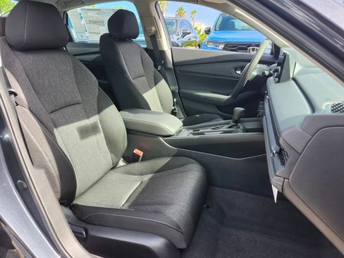 New 2025 Honda Accord SE image 17