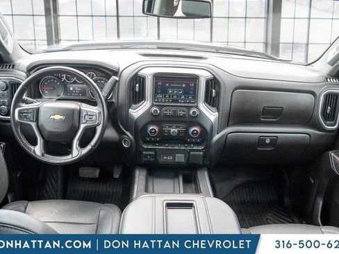 Used 2022 Chevrolet Silverado 1500 LTZ AWD/4WD image 3