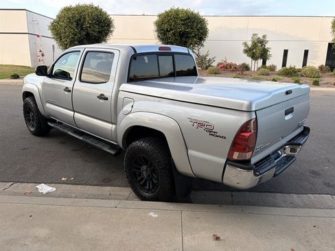 Used 2006 Toyota Tacoma PreRunner w/ TRD Off-Road Pkg #1 RWD image 11