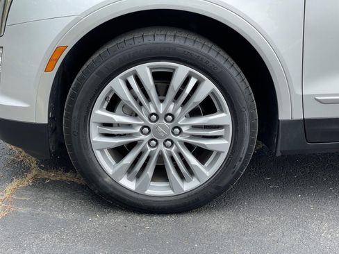 Used 2018 Cadillac XT5 Premium Luxury FWD image 55