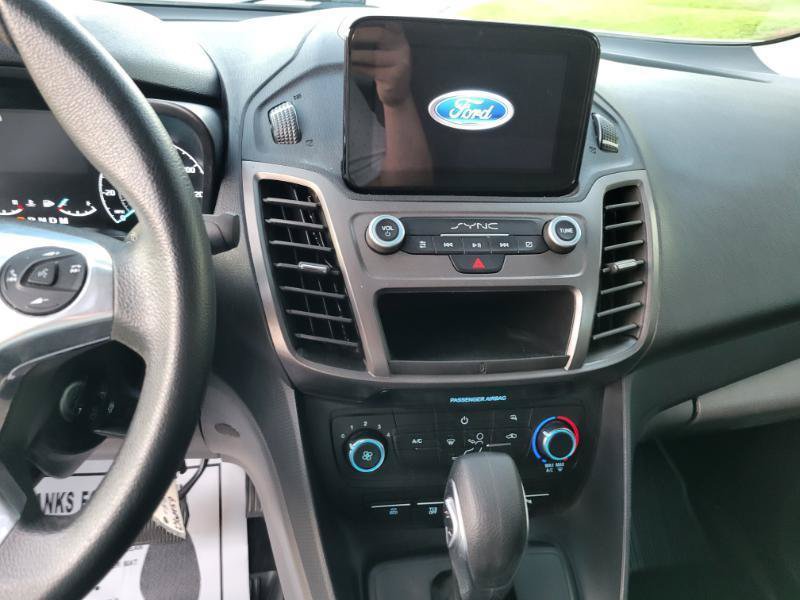 Used 2020 Ford Transit Connect XLT FWD image 4