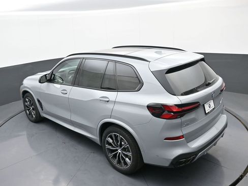 New 2026 BMW X5 M60i w/ Climate Comfort Package AWD/4WD image 33