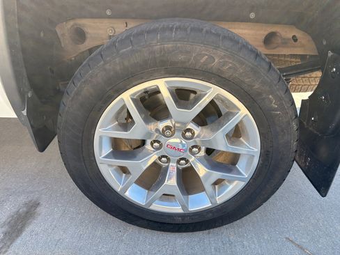 Used 2018 GMC Sierra 1500 SLT w/ Texas SLT Premium Package image 14