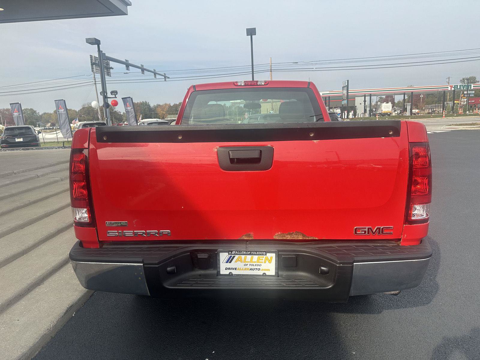 Used 2010 GMC Sierra 1500 W/T RWD image 11