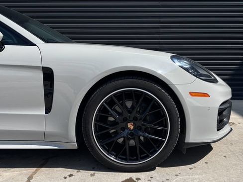 Certified 2023 Porsche Panamera Platinum Edition RWD image 11