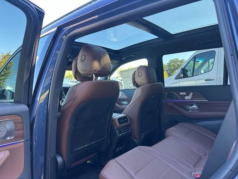New 2026 Mercedes-Benz GLS 450 4MATIC image 18