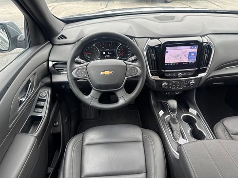 Used 2023 Chevrolet Traverse LT w/ LT Premium Package AWD/4WD image 29