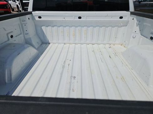 Used 2025 GMC Sierra 1500 SLT image 24