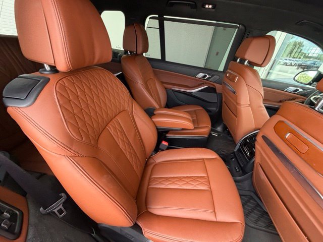 Used 2026 BMW X7 xDrive40i w/ M Sport Package AWD/4WD image 28
