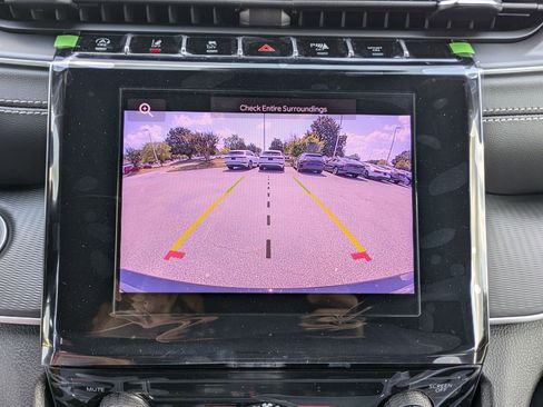 New 2025 Jeep Grand Cherokee Laredo X w/ Trailer Tow Package image 13