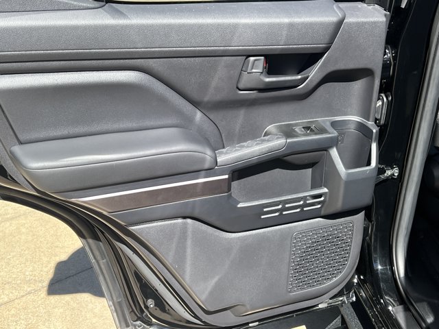 Used 2025 Toyota 4Runner SR5 RWD image 22