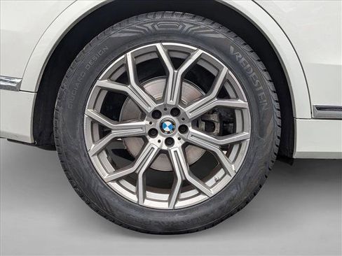 Used 2023 BMW X7 xDrive40i image 22