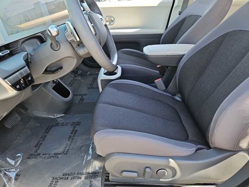 Used 2024 Hyundai Ioniq 5 SEL image 16