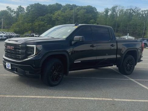 Used 2024 GMC Sierra 1500 Elevation AWD/4WD image 4