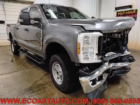 Used 2024 Ford F250 XL w/ XL Driver Assist Package AWD/4WD image 1