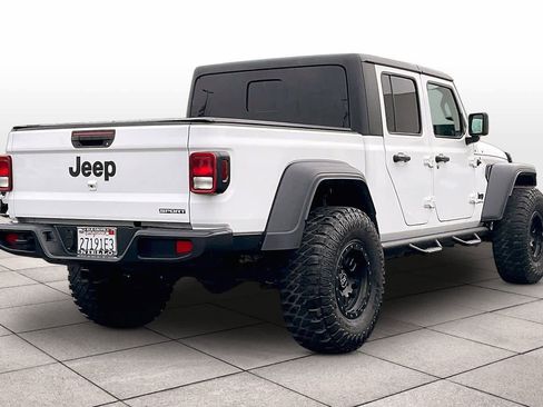 Used 2020 Jeep Gladiator Sport w/ Quick Order Package 24S image 16