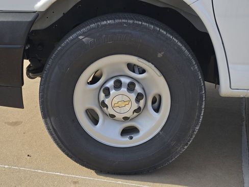 New 2025 Chevrolet Express 2500 w/ Driver Convenience Package image 21