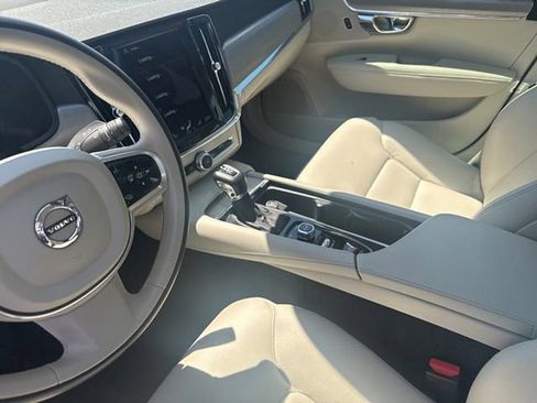 Used 2017 Volvo S90 T6 Momentum w/ Vision Package AWD/4WD image 21