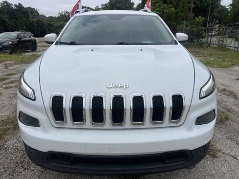 Used 2015 Jeep Cherokee Latitude FWD image 10