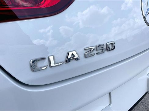 Used 2023 Mercedes-Benz CLA 250 image 21