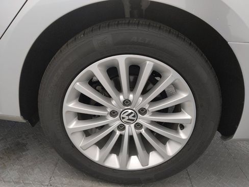 Used 2016 Volkswagen Passat 1.8T SE image 31