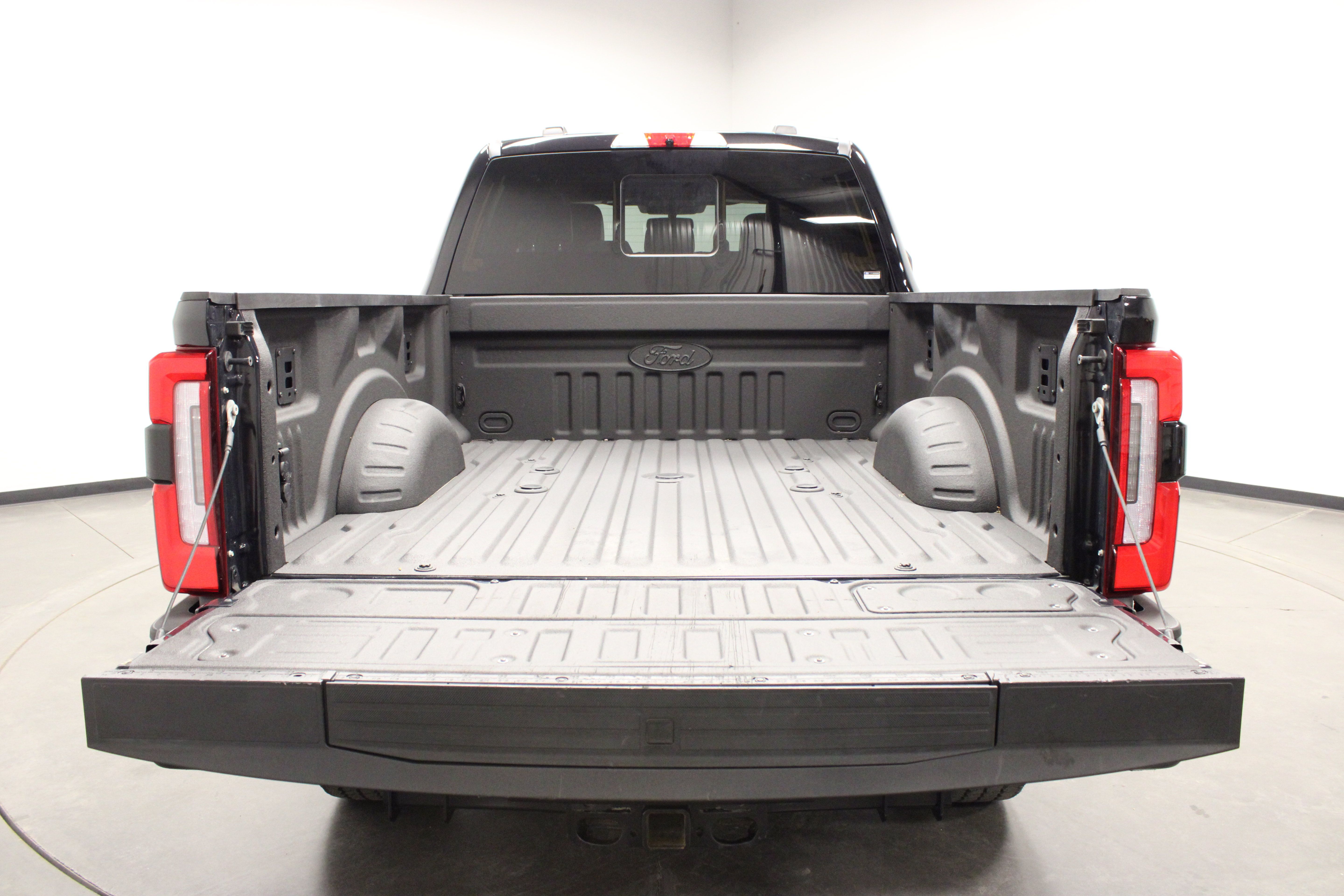 Used 2026 Ford F250 Platinum AWD/4WD image 15
