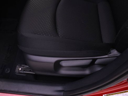 Certified 2021 Toyota Prius LE image 9