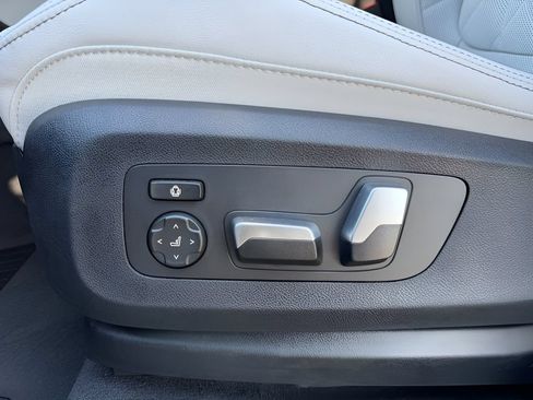 New 2026 BMW X5 sDrive40i w/ M Sport Package RWD image 13