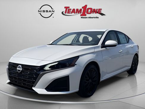 New 2026 Nissan Altima 2.5 SV w/ SV Special Edition Package FWD image 6